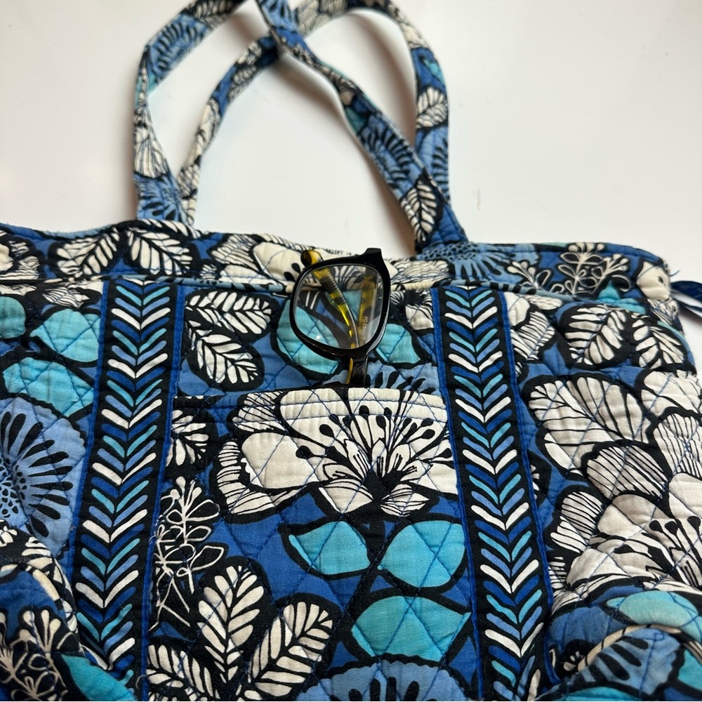 Blue Floral Vera Bradley Tote | Quilted Cotton Shoulder Bag · Y2K Coastal - Picture 2 of 10